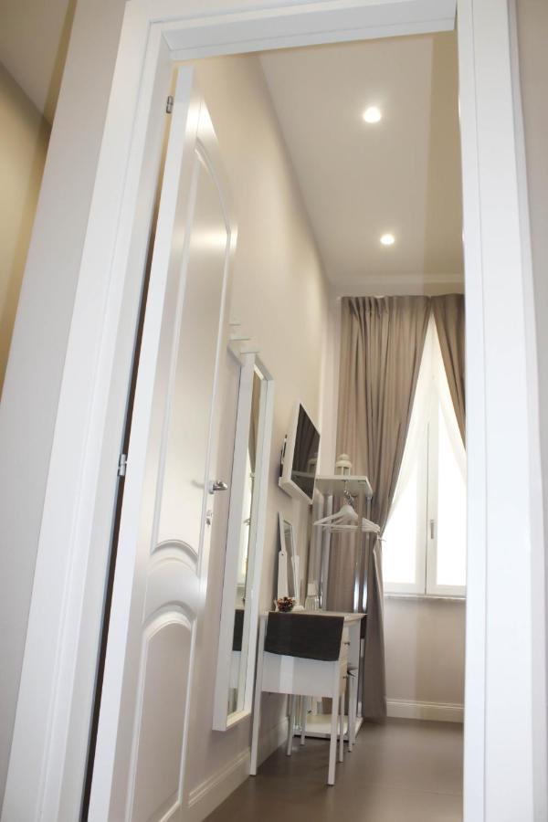 Bed and Breakfast Residenza La Scala Napoli Esterno foto