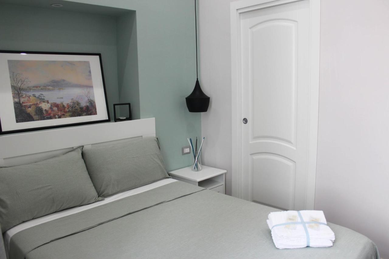 Bed and Breakfast Residenza La Scala Napoli Esterno foto